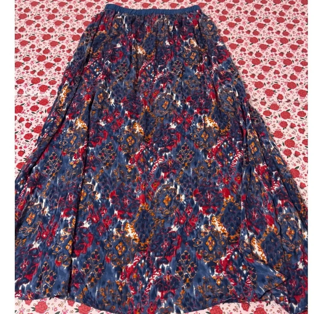 Angie Boho Blue Red Abstract Ikat‎ Medallion Rayon Maxi Skirt Womens Small v2